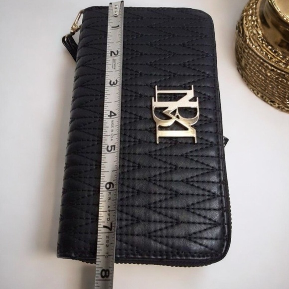 Badgley Mischka Black Braid Quilted Long Wallet - Picture 7 of 9